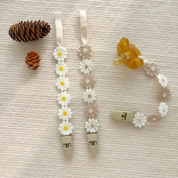 Daisy Pacifier Chain