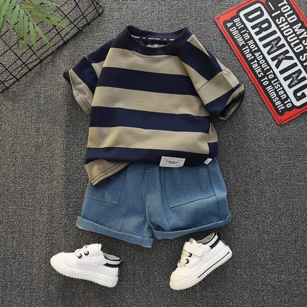 S804fb77546bf4dc683904d1ac9391c50P.webp Striped Tee & Shorts Set
