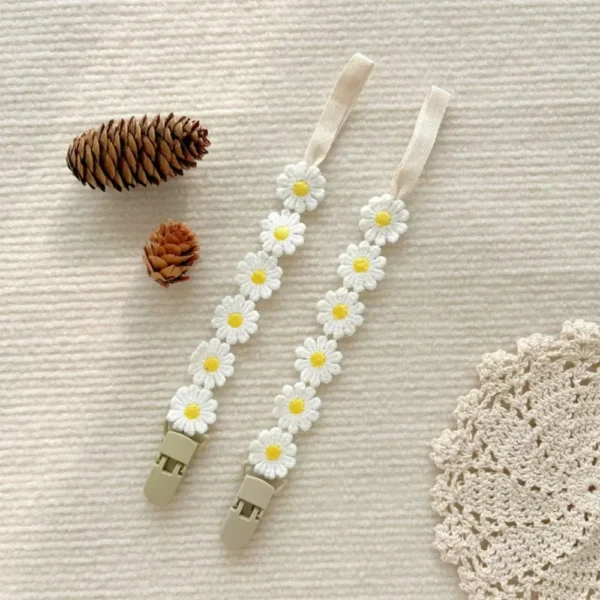 Daisy Pacifier Chain